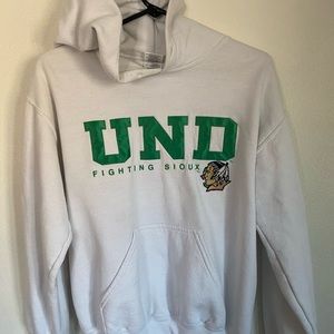 North Dakota fighting Sioux hoodie